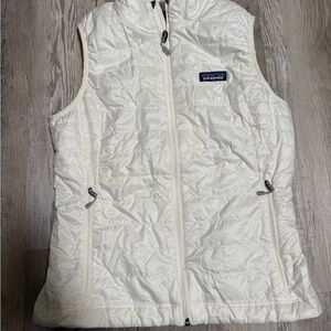 Patagonia White Quilted Vest
